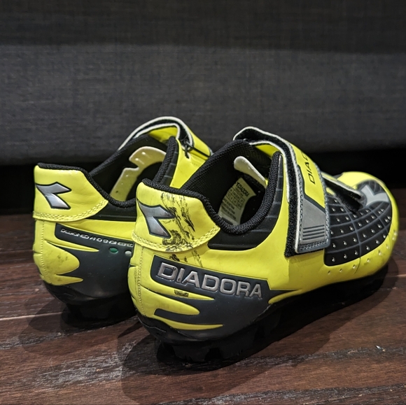 Diadora Road Cycling Shoes - Picture 5 of 9